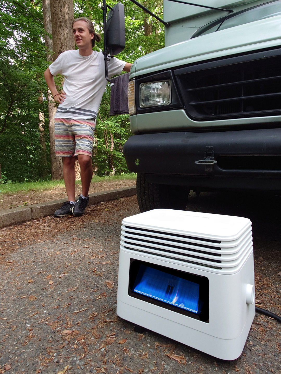 Premium high-efficiency self-powered hybrid forced air propane heater.   The portable heater is great for Vans and RVs. 
